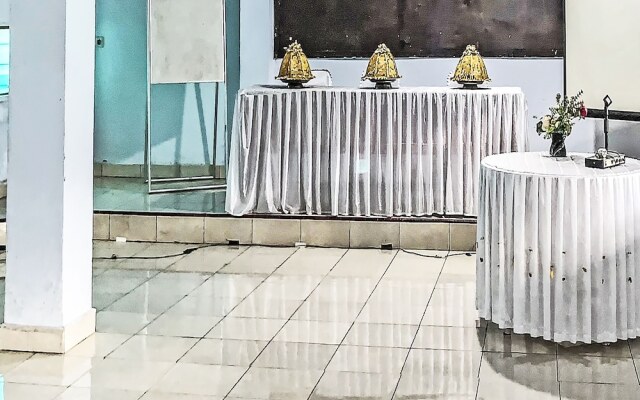 Hotel O Surya HotelNearTaman Anggrek Pkk Watansoppeng