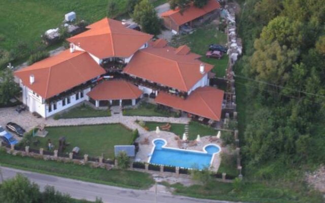 Hotel & Tavern Svatovete