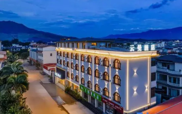 Yunman Hotel
