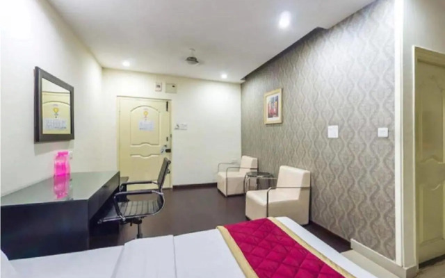 Hotel At Home Suites