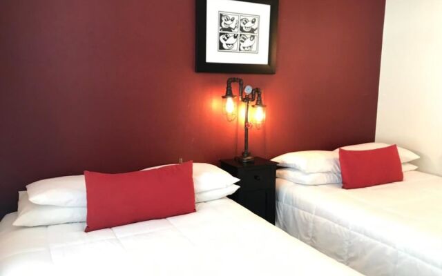 Lucaya Village 3040 #22-101