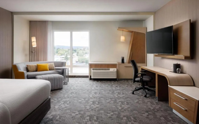 Courtyard Prince George