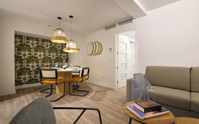 Casa Pizarro, by Homing U