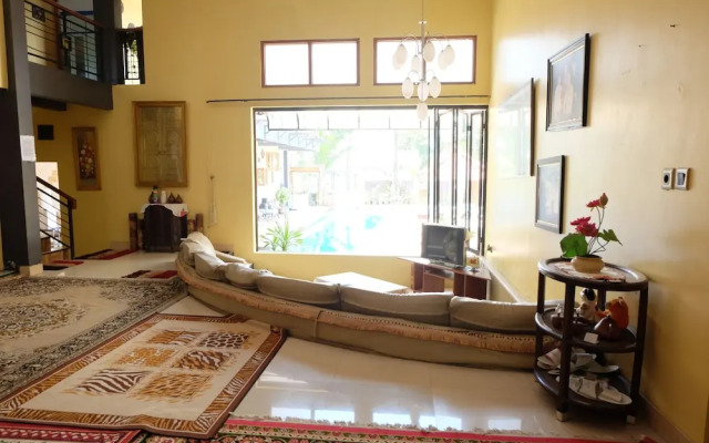 Villa Alifa