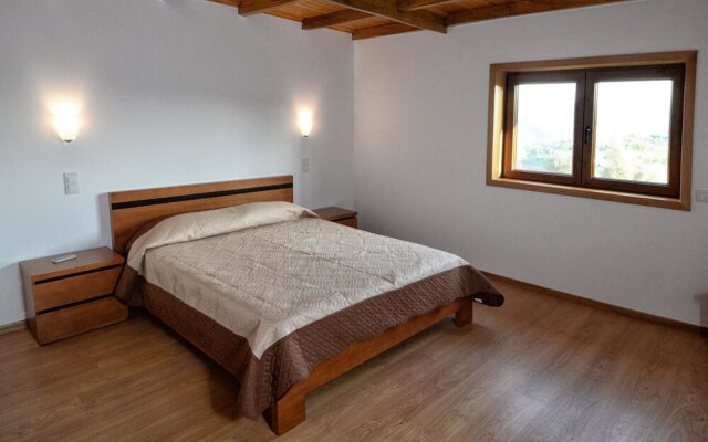 House With 6 Bedrooms in Celorico de Basto, With Pool Access, Furnishe