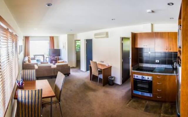 Harvest Lodge