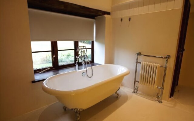 Water Bridge Farmhouse