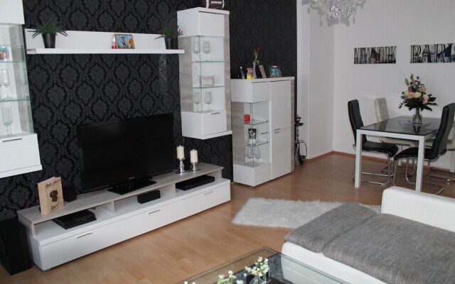 BS Business Travelling