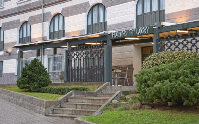 hotelImage