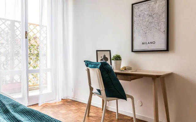 JOIVY Modern 1-Bed Flat W/Balcony