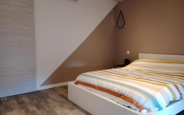 Pounette, appartement T2, centre thermes Luxeuil