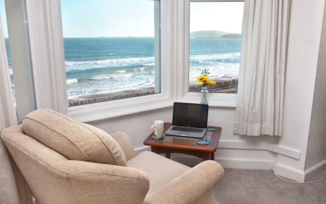 Weymouth Bay Apartment B