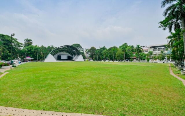 OYO 8214 Malabar Plaza Residency 1