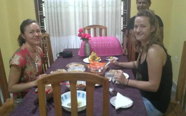 Dambulu City Lodge