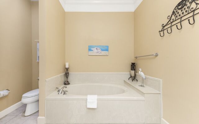 Peninsula Links B102