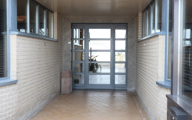 Apartment in Nieuwpoort by the Beach