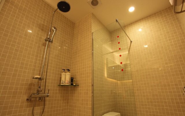 Yuwon Hotel