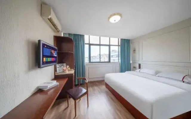 Zhujicheng Theme Hotel