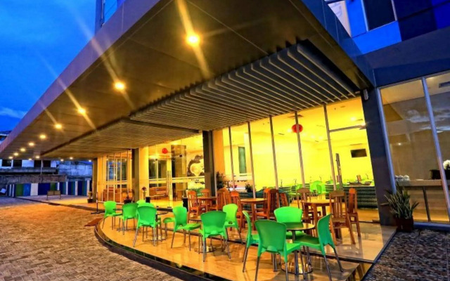 Roa Roa Hotel