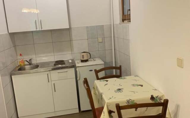 Rooms Villa Garden - Hostel