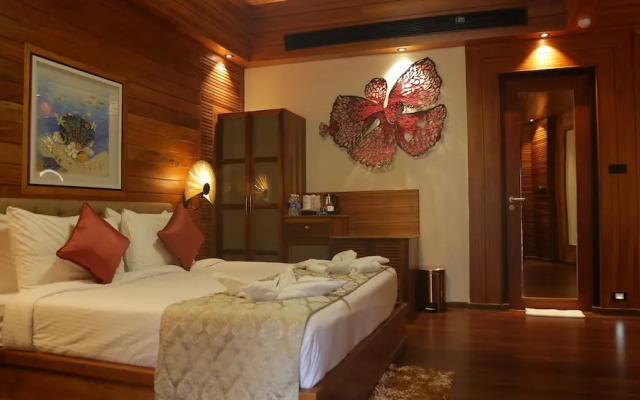Sandyy Wavess Beach Resort