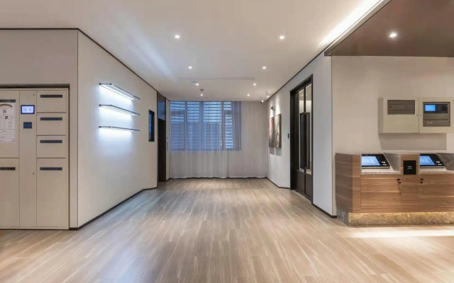 HanTing Hotel (Shanghai North Sichuan Road Dongbaoxing Road Subway Station)