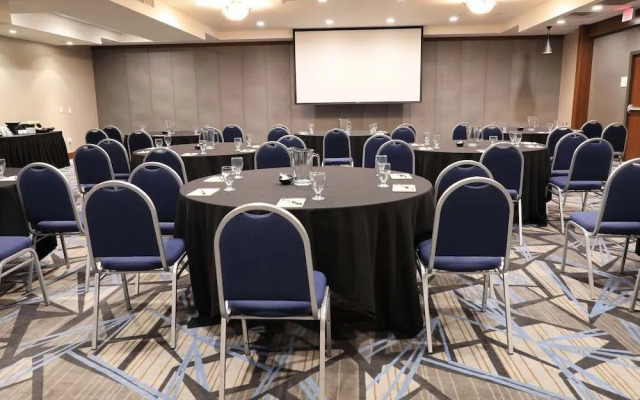 Holiday Inn Omaha Southwest