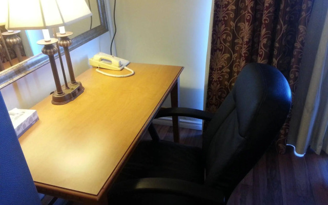 Coast Metro Vancouver Hotel