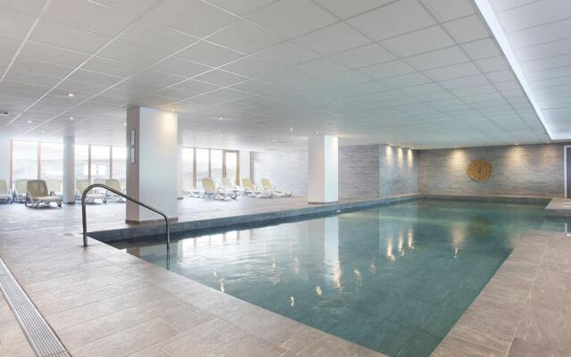 Modern apartment on the slopes in the extensive Paradiski