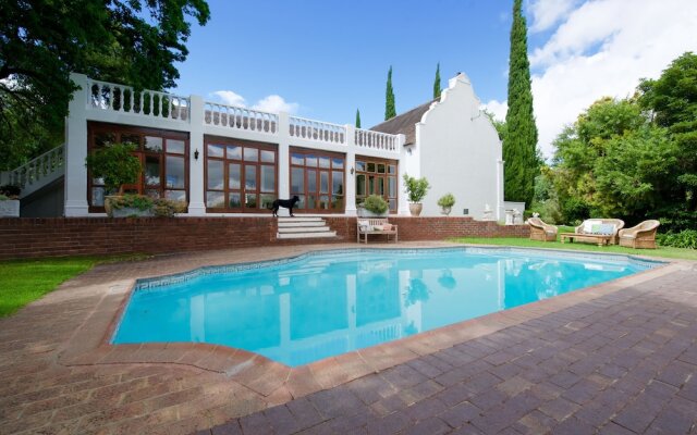 Mountain Shadows Estate