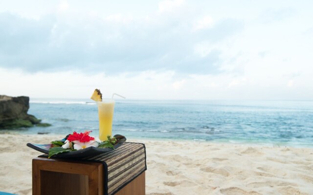 D'Byas Beach Club and Villa