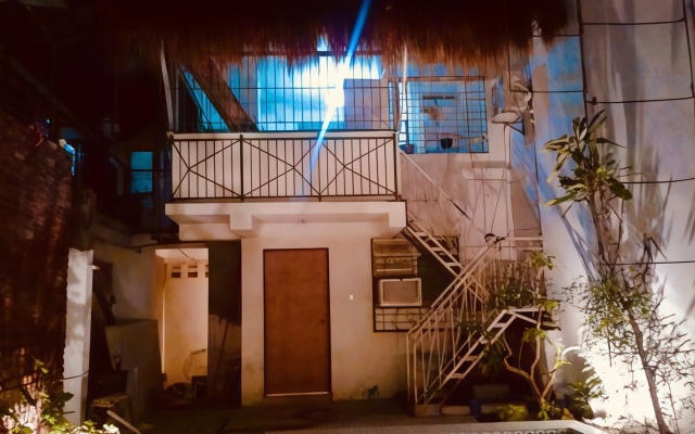 Airport Hostel
