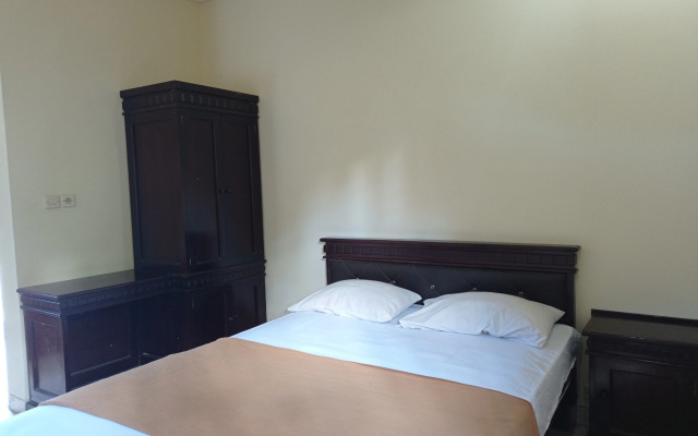 Hotel Mawar Sari RedPartner