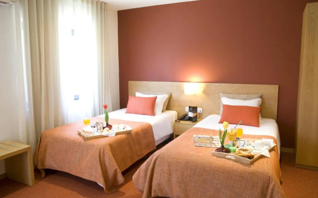 Paredes Hotel Apartamento