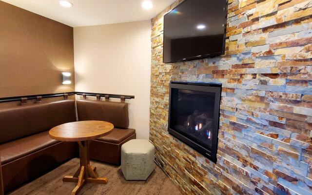 Best Western Plus Superior Inn & Suites