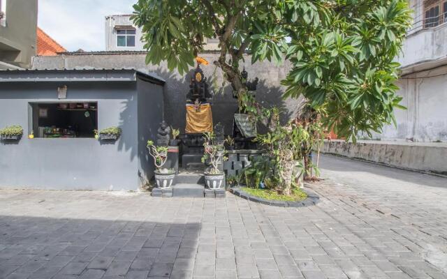 OYO 2836 Sekar Sari Residence