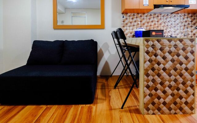 Best And Homey 2br Gading Nias Apartment