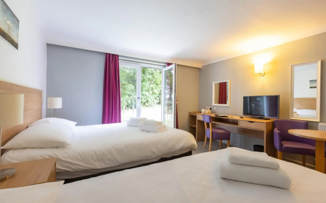 The Broadway Park Hotel