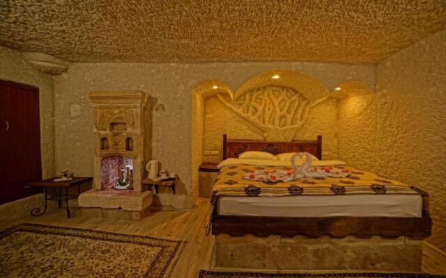 Melek Cave Hotel