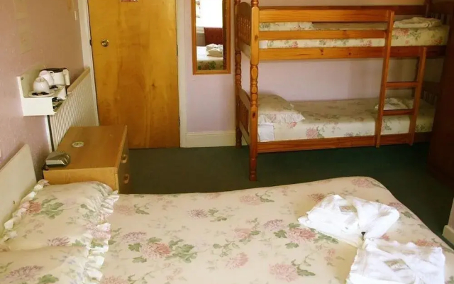 Cherry Tree Hotel