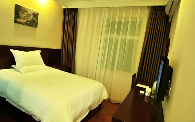 GreenTree Inn Kunming Chenggong University City HSR Station Shilin Street Express Hotel