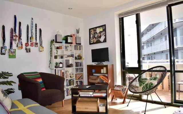 Spacious 1 Bedroom Apartment With City Views