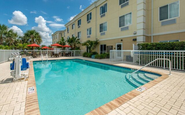 Comfort Suites Sarasota - Siesta Key