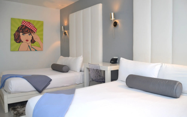 Royal Palms Resort & Spa