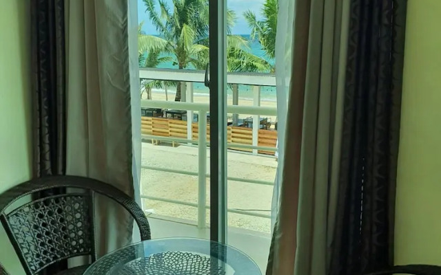 S-E Hotel and Residence
