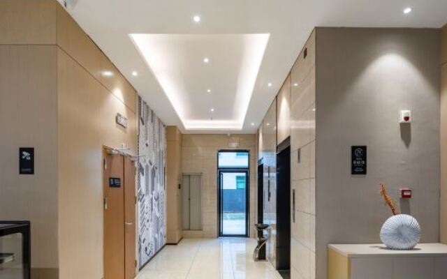 City Comfort Inn Hotel (Lingao Shopping Plaza)