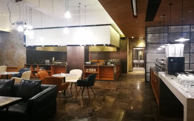 Ueasy Hotel