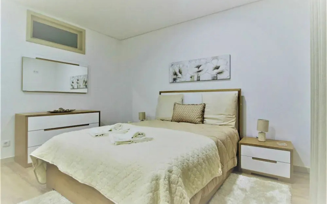 Imperial Apartment