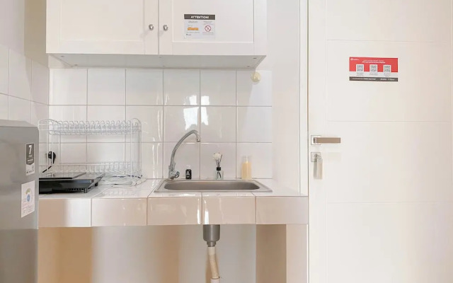 Strategic And Restful 2Br Springlake Summarecon Bekasi Apartment