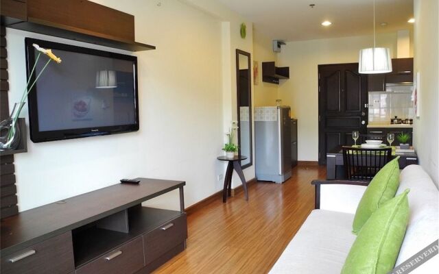 Phuket Villa Patong 1 Bedroom Apartment Mountain View